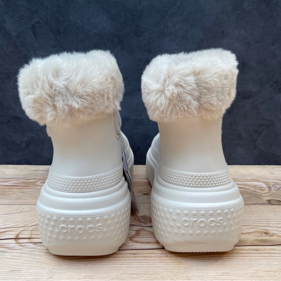 Crocs Stomp Lined Boot - Picture 10 of 16